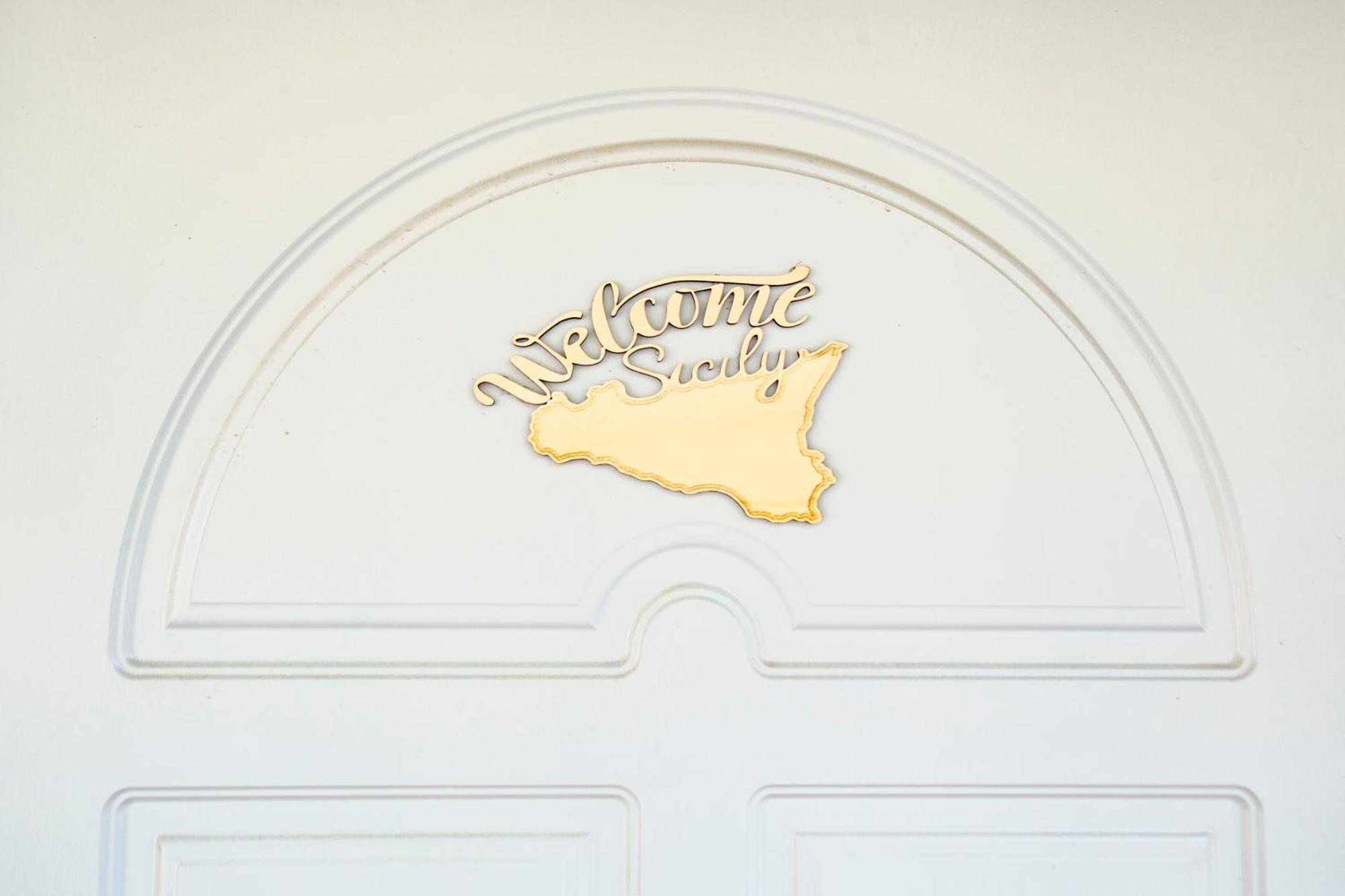 Appartamento Vicino Humanitas E Ospedale San Marco - Holiday Quiet Catania Bagian luar foto