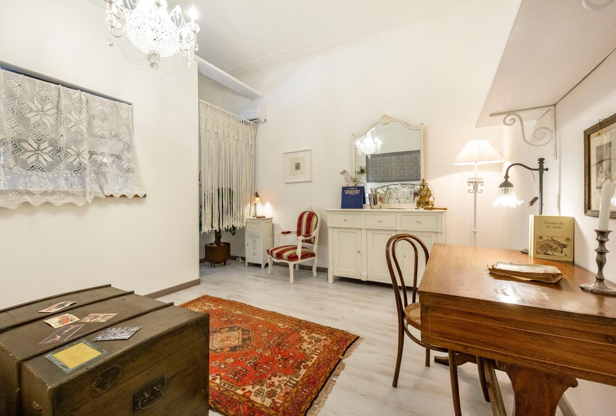 Appartamento Vicino Humanitas E Ospedale San Marco - Holiday Quiet Catania Bagian luar foto